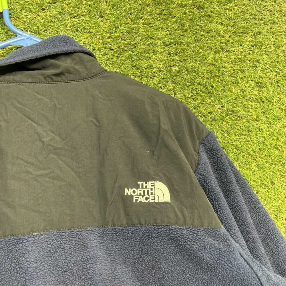 The North Face Fleece Denali Jacket Mens Large Zip Up Outdoor Travel Zip Pockets